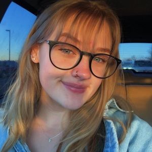 Meet your Posher, Karlee